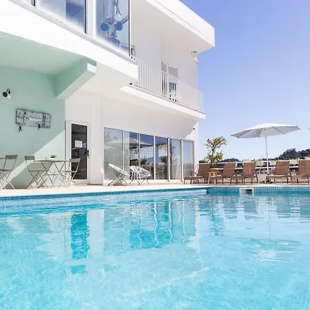 Boutique Casa Do Outeiro - Arts & Crafts Hotel 4*